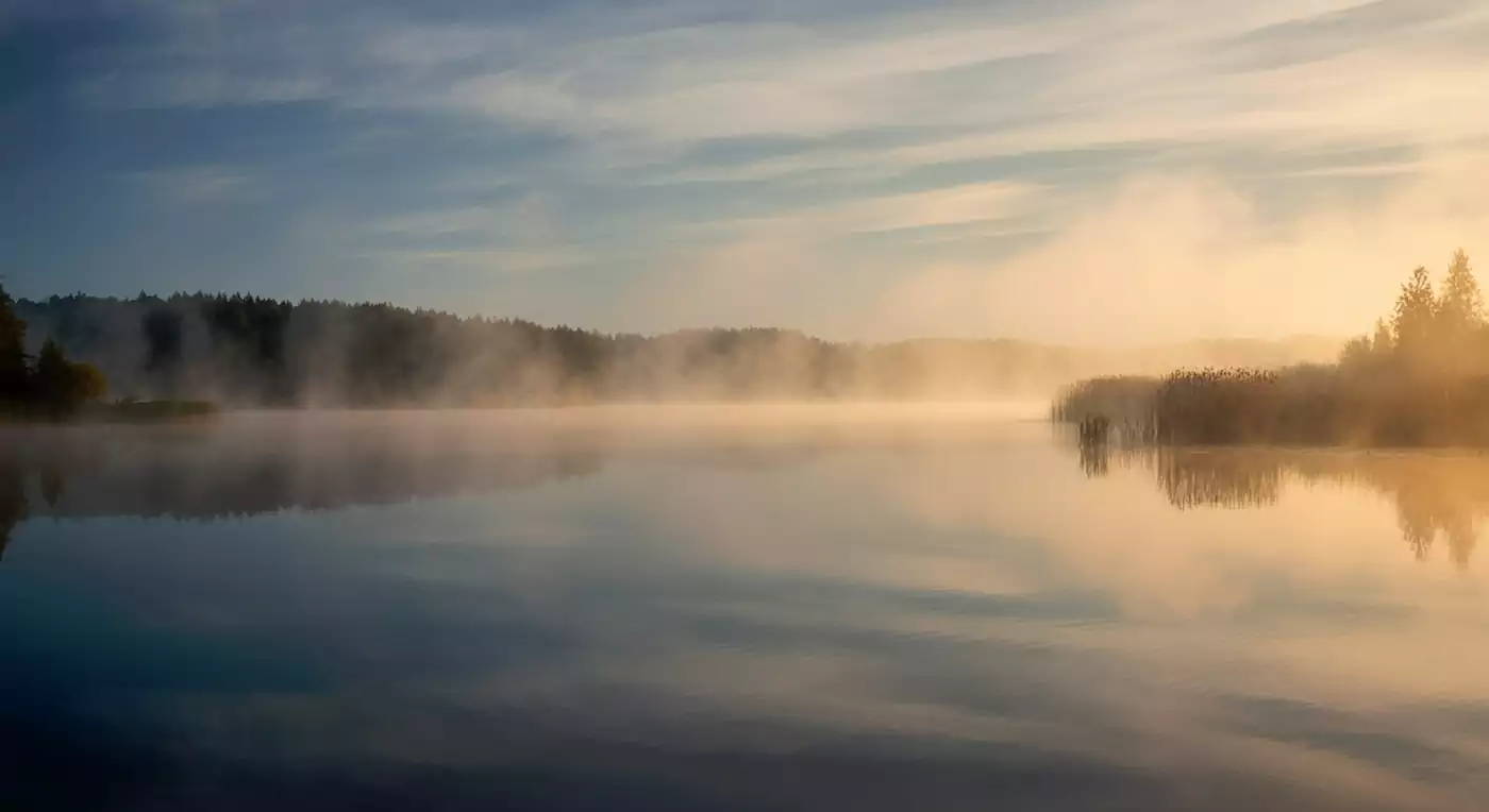 Foggy-Lake-1-imgg-gi3-ozzlso8i