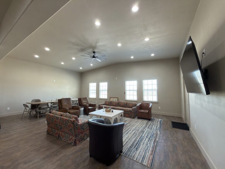 Gathering area in main lodge at the Chestnutt Ranch